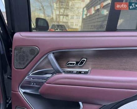 Чорний Ленд Ровер Рендж Ровер, об'ємом двигуна 3 л та пробігом 14 тис. км за 219900 $, фото 13 на Automoto.ua