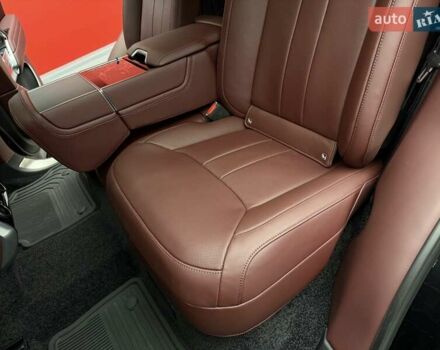 Чорний Ленд Ровер Рендж Ровер, об'ємом двигуна 4.4 л та пробігом 10 тис. км за 224900 $, фото 40 на Automoto.ua