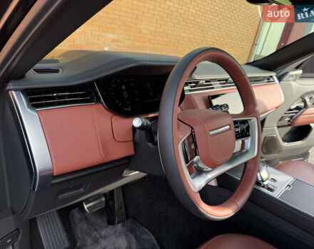 Черный Ленд Ровер Рендж Ровер, объемом двигателя 4.39 л и пробегом 27 тыс. км за 285000 $, фото 47 на Automoto.ua