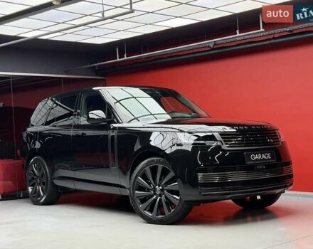 Чорний Ленд Ровер Рендж Ровер, об'ємом двигуна 4.4 л та пробігом 28 тис. км за 279900 $, фото 4 на Automoto.ua