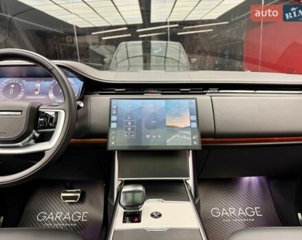 Чорний Ленд Ровер Рендж Ровер, об'ємом двигуна 4.4 л та пробігом 28 тис. км за 277700 $, фото 32 на Automoto.ua