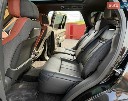 Черный Ленд Ровер Рендж Ровер, объемом двигателя 4.39 л и пробегом 27 тыс. км за 285000 $, фото 56 на Automoto.ua