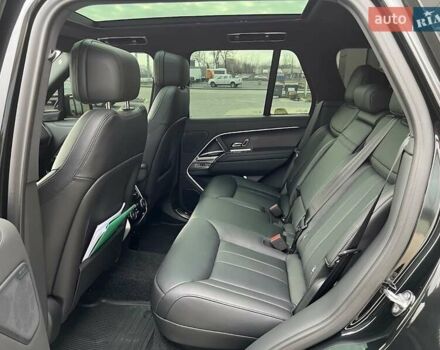 Чорний Ленд Ровер Рендж Ровер, об'ємом двигуна 3 л та пробігом 9 тис. км за 198000 $, фото 25 на Automoto.ua