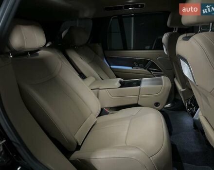 Черный Ленд Ровер Рендж Ровер, объемом двигателя 4.39 л и пробегом 19 тыс. км за 215000 $, фото 33 на Automoto.ua