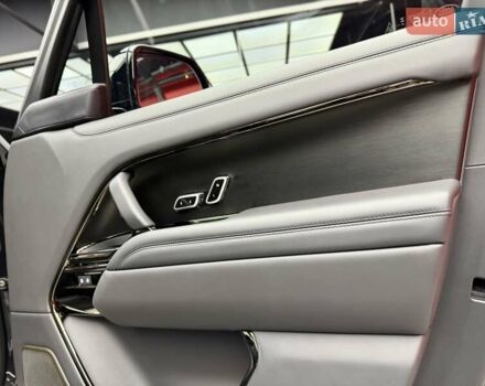 Чорний Ленд Ровер Рендж Ровер, об'ємом двигуна 4.4 л та пробігом 28 тис. км за 279900 $, фото 53 на Automoto.ua