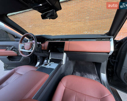 Черный Ленд Ровер Рендж Ровер, объемом двигателя 4.39 л и пробегом 27 тыс. км за 285000 $, фото 74 на Automoto.ua