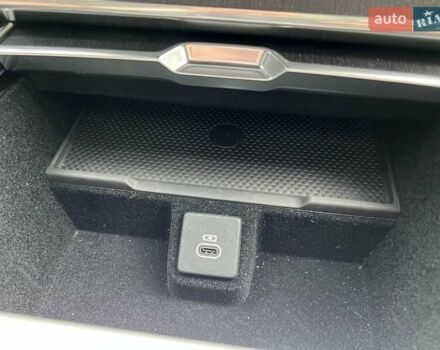 Чорний Ленд Ровер Рендж Ровер, об'ємом двигуна 3 л та пробігом 9 тис. км за 198000 $, фото 20 на Automoto.ua