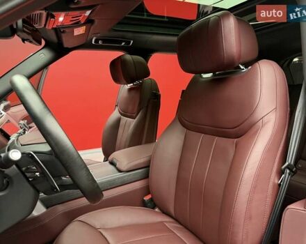 Чорний Ленд Ровер Рендж Ровер, об'ємом двигуна 4.4 л та пробігом 10 тис. км за 224900 $, фото 27 на Automoto.ua