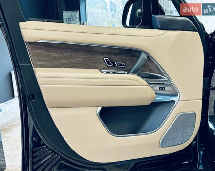 Чорний Ленд Ровер Рендж Ровер, об'ємом двигуна 3 л та пробігом 6 тис. км за 219000 $, фото 23 на Automoto.ua