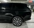 Ленд Ровер Рендж Ровер 2024 в Днепре (Днепропетровске) на Automoto.ua Черный Ленд Ровер Рендж Ровер, объемом двигателя 4.39 л и пробегом 19 тыс. км за 215000 $, фото 4 на Automoto.ua