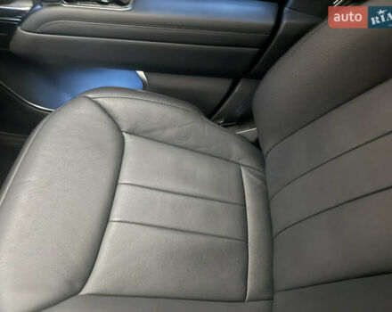 Чорний Ленд Ровер Рендж Ровер, об'ємом двигуна 4.4 л та пробігом 25 тис. км за 165000 $, фото 5 на Automoto.ua