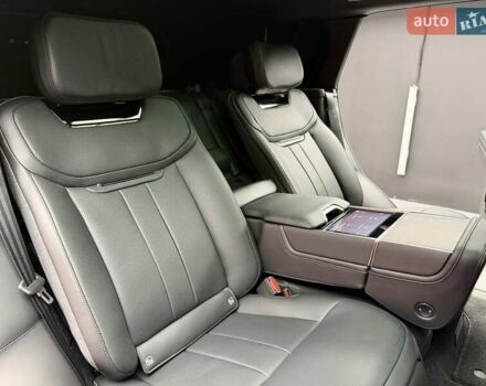 Чорний Ленд Ровер Рендж Ровер, об'ємом двигуна 4.4 л та пробігом 26 тис. км за 285000 $, фото 48 на Automoto.ua