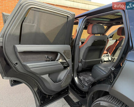 Черный Ленд Ровер Рендж Ровер, объемом двигателя 4.39 л и пробегом 27 тыс. км за 285000 $, фото 51 на Automoto.ua