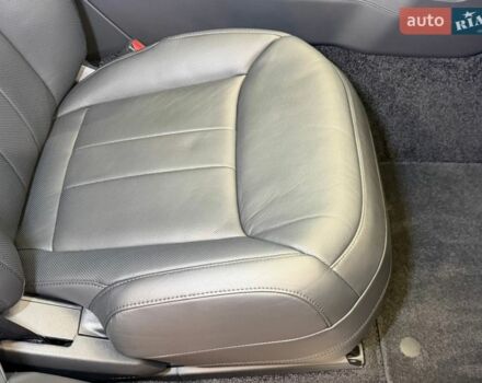 Чорний Ленд Ровер Рендж Ровер, об'ємом двигуна 3 л та пробігом 20 тис. км за 179000 $, фото 69 на Automoto.ua