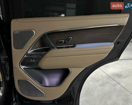 Черный Ленд Ровер Рендж Ровер, объемом двигателя 4.39 л и пробегом 19 тыс. км за 215000 $, фото 31 на Automoto.ua