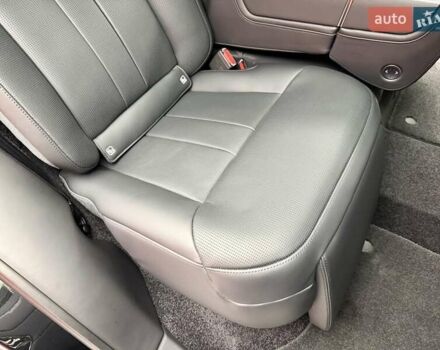 Чорний Ленд Ровер Рендж Ровер, об'ємом двигуна 4.4 л та пробігом 28 тис. км за 279900 $, фото 46 на Automoto.ua