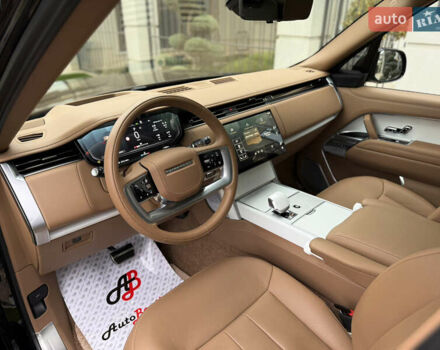 Черный Ленд Ровер Рендж Ровер, объемом двигателя 4.39 л и пробегом 13 тыс. км за 290000 $, фото 38 на Automoto.ua