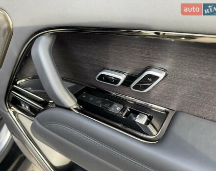 Черный Ленд Ровер Рендж Ровер, объемом двигателя 4.39 л и пробегом 27 тыс. км за 285000 $, фото 61 на Automoto.ua