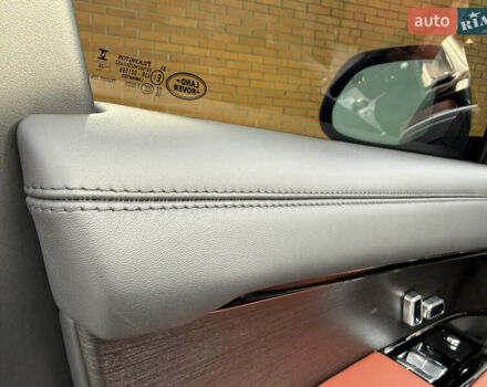 Черный Ленд Ровер Рендж Ровер, объемом двигателя 4.39 л и пробегом 27 тыс. км за 285000 $, фото 45 на Automoto.ua