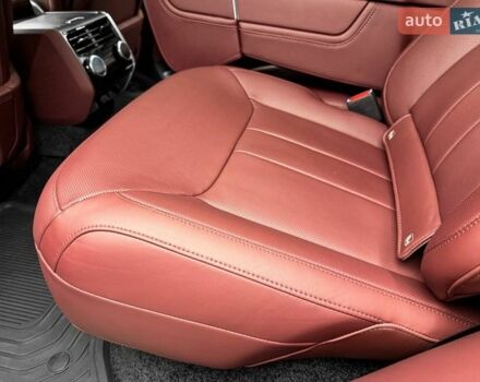 Черный Ленд Ровер Рендж Ровер, объемом двигателя 4.39 л и пробегом 35 тыс. км за 217000 $, фото 33 на Automoto.ua