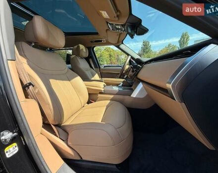 Черный Ленд Ровер Рендж Ровер, объемом двигателя 3 л и пробегом 1 тыс. км за 246169 $, фото 79 на Automoto.ua