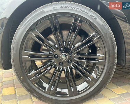 Чорний Ленд Ровер Рендж Ровер, об'ємом двигуна 4.4 л та пробігом 25 тис. км за 165000 $, фото 20 на Automoto.ua