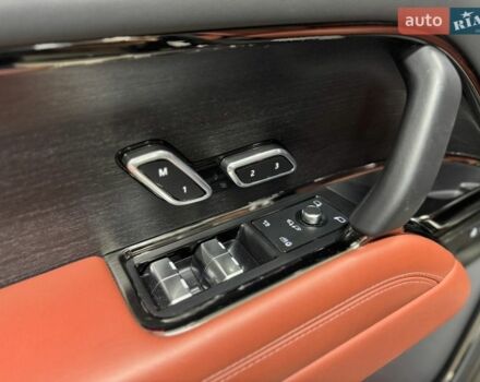 Черный Ленд Ровер Рендж Ровер, объемом двигателя 4.39 л и пробегом 38 тыс. км за 298000 $, фото 18 на Automoto.ua