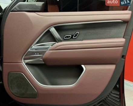 Чорний Ленд Ровер Рендж Ровер, об'ємом двигуна 4.4 л та пробігом 10 тис. км за 224900 $, фото 54 на Automoto.ua