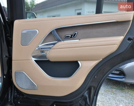 Черный Ленд Ровер Рендж Ровер, объемом двигателя 3 л и пробегом 1 тыс. км за 246811 $, фото 59 на Automoto.ua