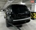 Ленд Ровер Рендж Ровер 2024 в Днепре (Днепропетровске) на Automoto.ua Черный Ленд Ровер Рендж Ровер, объемом двигателя 4.39 л и пробегом 19 тыс. км за 215000 $, фото 8 на Automoto.ua