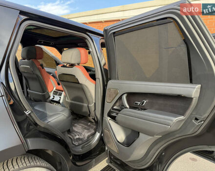 Черный Ленд Ровер Рендж Ровер, объемом двигателя 4.39 л и пробегом 27 тыс. км за 285000 $, фото 81 на Automoto.ua