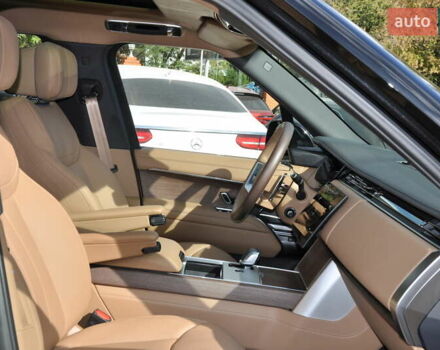 Черный Ленд Ровер Рендж Ровер, объемом двигателя 3 л и пробегом 1 тыс. км за 246811 $, фото 53 на Automoto.ua