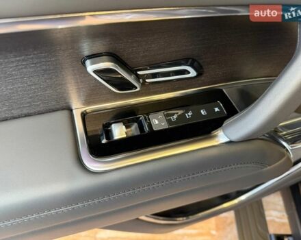 Чорний Ленд Ровер Рендж Ровер, об'ємом двигуна 3 л та пробігом 20 тис. км за 179000 $, фото 46 на Automoto.ua