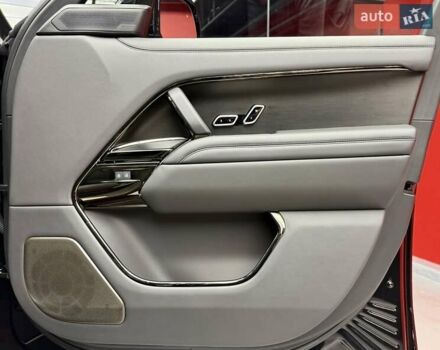 Чорний Ленд Ровер Рендж Ровер, об'ємом двигуна 4.4 л та пробігом 28 тис. км за 279900 $, фото 52 на Automoto.ua