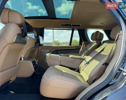 Черный Ленд Ровер Рендж Ровер, объемом двигателя 3 л и пробегом 1 тыс. км за 246169 $, фото 72 на Automoto.ua