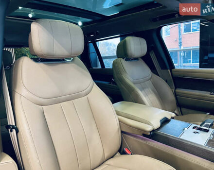 Чорний Ленд Ровер Рендж Ровер, об'ємом двигуна 3 л та пробігом 6 тис. км за 219000 $, фото 86 на Automoto.ua