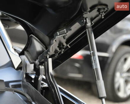 Черный Ленд Ровер Рендж Ровер, объемом двигателя 3 л и пробегом 1 тыс. км за 246811 $, фото 70 на Automoto.ua