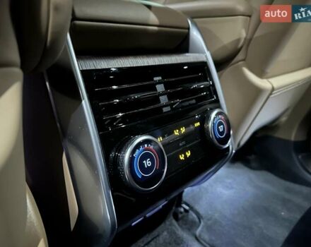 Черный Ленд Ровер Рендж Ровер, объемом двигателя 4.39 л и пробегом 19 тыс. км за 215000 $, фото 30 на Automoto.ua