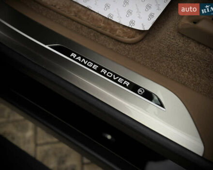 Черный Ленд Ровер Рендж Ровер, объемом двигателя 4.39 л и пробегом 13 тыс. км за 290000 $, фото 35 на Automoto.ua
