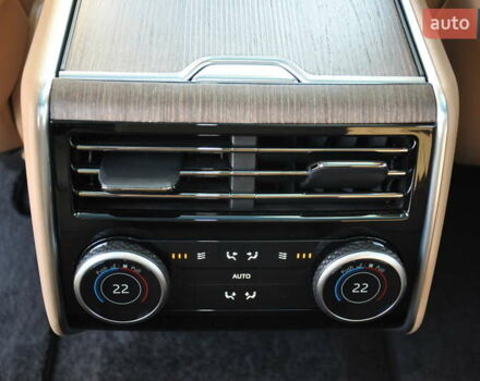 Черный Ленд Ровер Рендж Ровер, объемом двигателя 3 л и пробегом 1 тыс. км за 246169 $, фото 36 на Automoto.ua