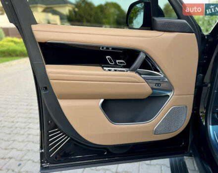 Чорний Ленд Ровер Рендж Ровер, об'ємом двигуна 4.39 л та пробігом 14 тис. км за 240000 $, фото 26 на Automoto.ua