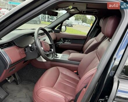 Черный Ленд Ровер Рендж Ровер, объемом двигателя 4.39 л и пробегом 7 тыс. км за 240000 $, фото 17 на Automoto.ua