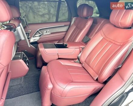 Черный Ленд Ровер Рендж Ровер, объемом двигателя 4.39 л и пробегом 9 тыс. км за 270000 $, фото 29 на Automoto.ua