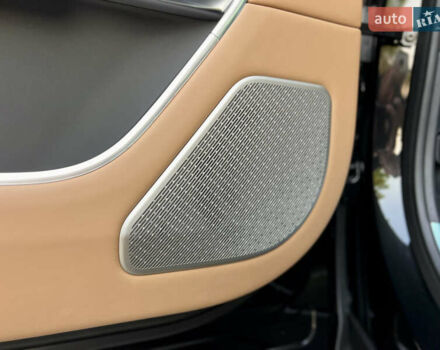 Чорний Ленд Ровер Рендж Ровер, об'ємом двигуна 4.39 л та пробігом 14 тис. км за 240000 $, фото 28 на Automoto.ua