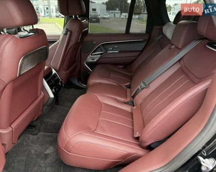 Черный Ленд Ровер Рендж Ровер, объемом двигателя 4.39 л и пробегом 7 тыс. км за 240000 $, фото 13 на Automoto.ua