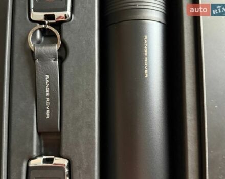 Чорний Ленд Ровер Рендж Ровер, об'ємом двигуна 3 л та пробігом 20 тис. км за 215000 $, фото 47 на Automoto.ua