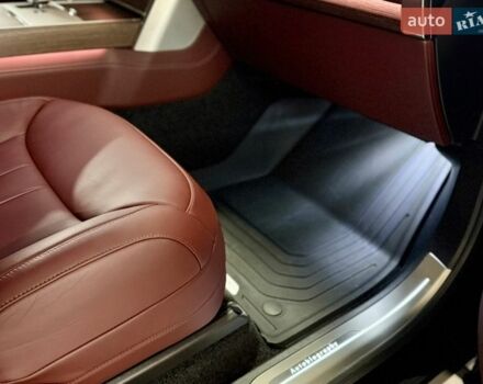 Чорний Ленд Ровер Рендж Ровер, об'ємом двигуна 3 л та пробігом 20 тис. км за 215000 $, фото 26 на Automoto.ua