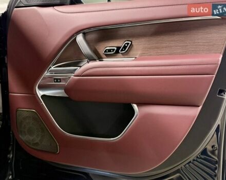 Чорний Ленд Ровер Рендж Ровер, об'ємом двигуна 3 л та пробігом 20 тис. км за 215000 $, фото 39 на Automoto.ua