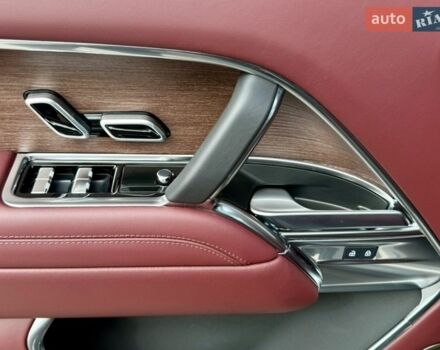 Чорний Ленд Ровер Рендж Ровер, об'ємом двигуна 3 л та пробігом 20 тис. км за 215000 $, фото 34 на Automoto.ua