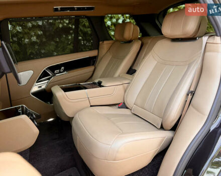 Чорний Ленд Ровер Рендж Ровер, об'ємом двигуна 4.39 л та пробігом 14 тис. км за 240000 $, фото 38 на Automoto.ua